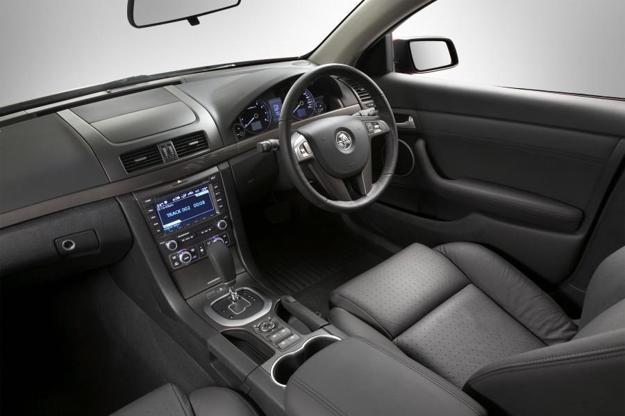  Holden Commodore VE Calais Sportwagon 2008 года  (фото 6 из 25)